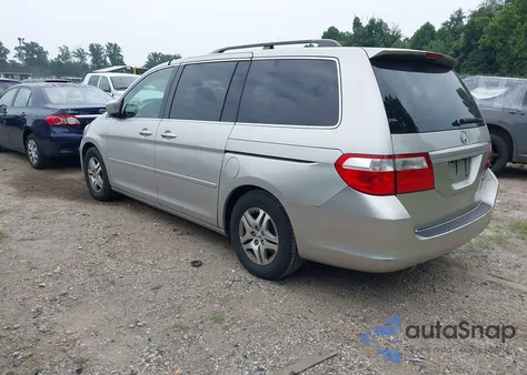 2005 Honda Odyssey Ex-L from USA, damaged, VIN 5FNRL38785B056570